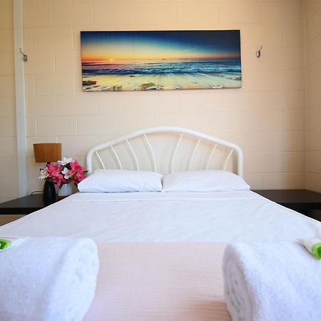 Caloundra Backpackers Hostel Ngoại thất bức ảnh